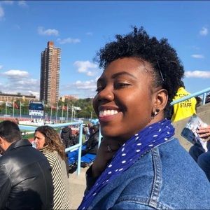 Meet your Posher, Noelle